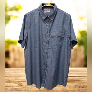 2 Avalanche Outdoor Supply Company Men’s X-Large Short Sleeve Shirts